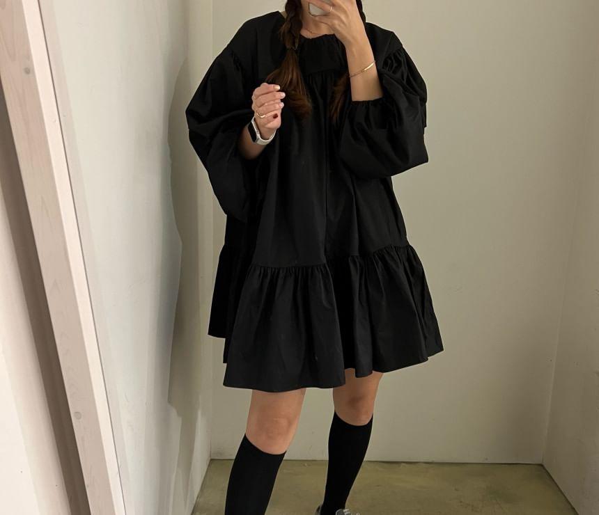 Long-Sleeve Crewneck Plain A-Line Dress Product Image