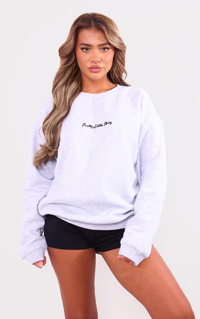 PRETTYLITTLETHING Ash Grey Oversized Basic Sweatshirt Product Image