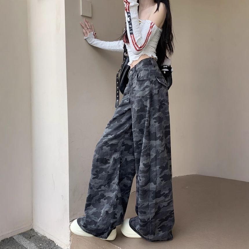 High Rise Camouflage Print Wide Leg Pants Product Image