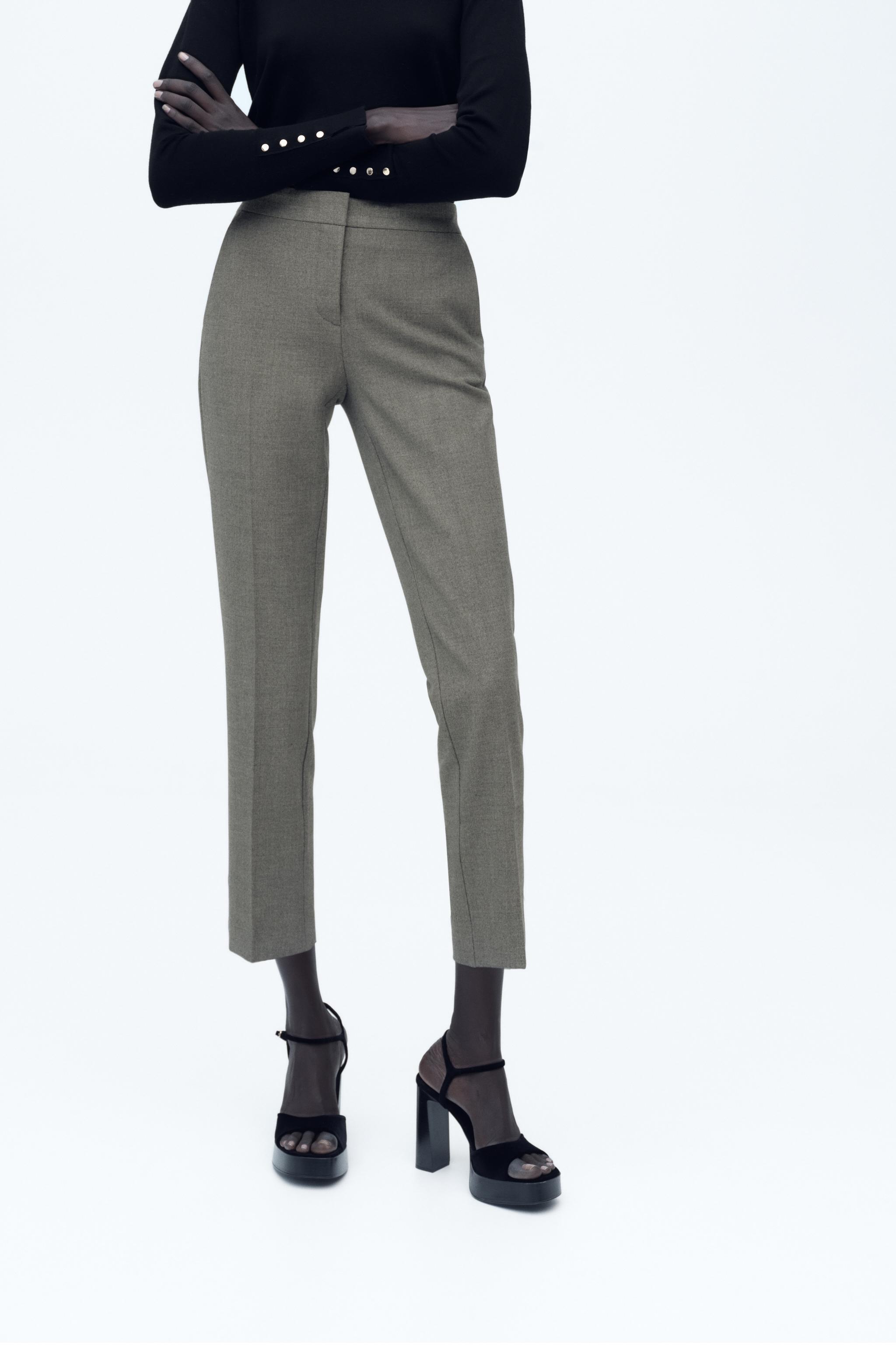 SOFT ANKLE-LENGTH PANTS Product Image