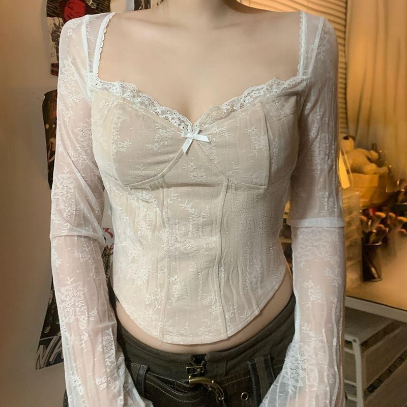 Long-Sleeve Sweetheart-Neckline Lace Trim Crop Top Product Image