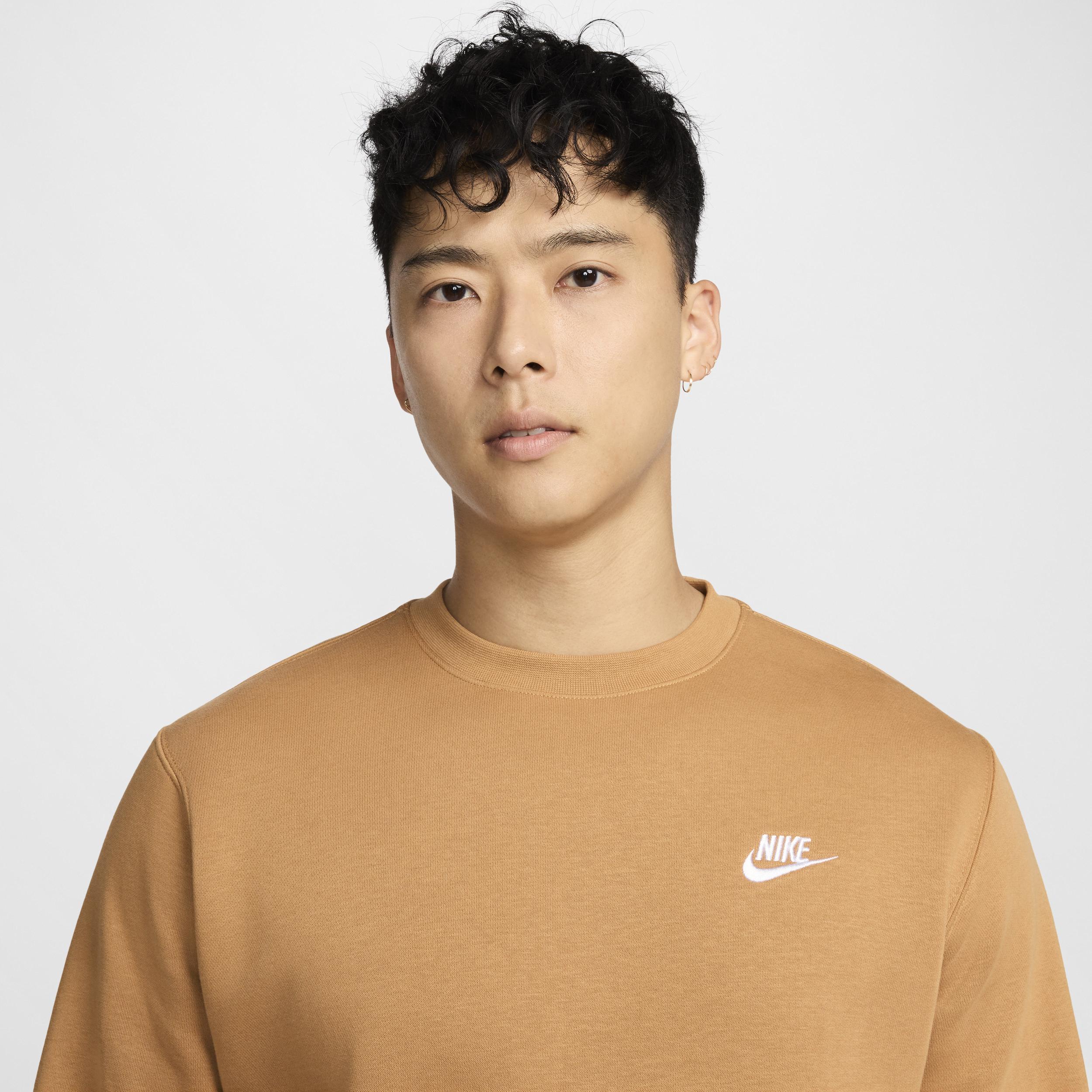 Men's Nike Sportswear Club Fleece Crew Product Image