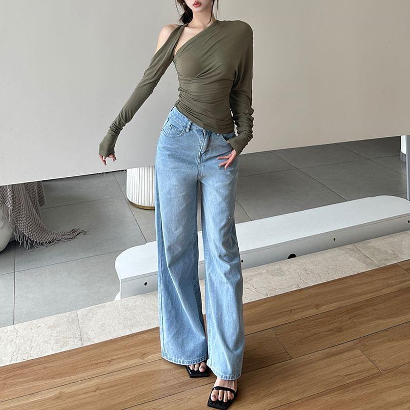 Long-Sleeve One-Shoulder Plain Ruched Asymmetrical Tee Product Image