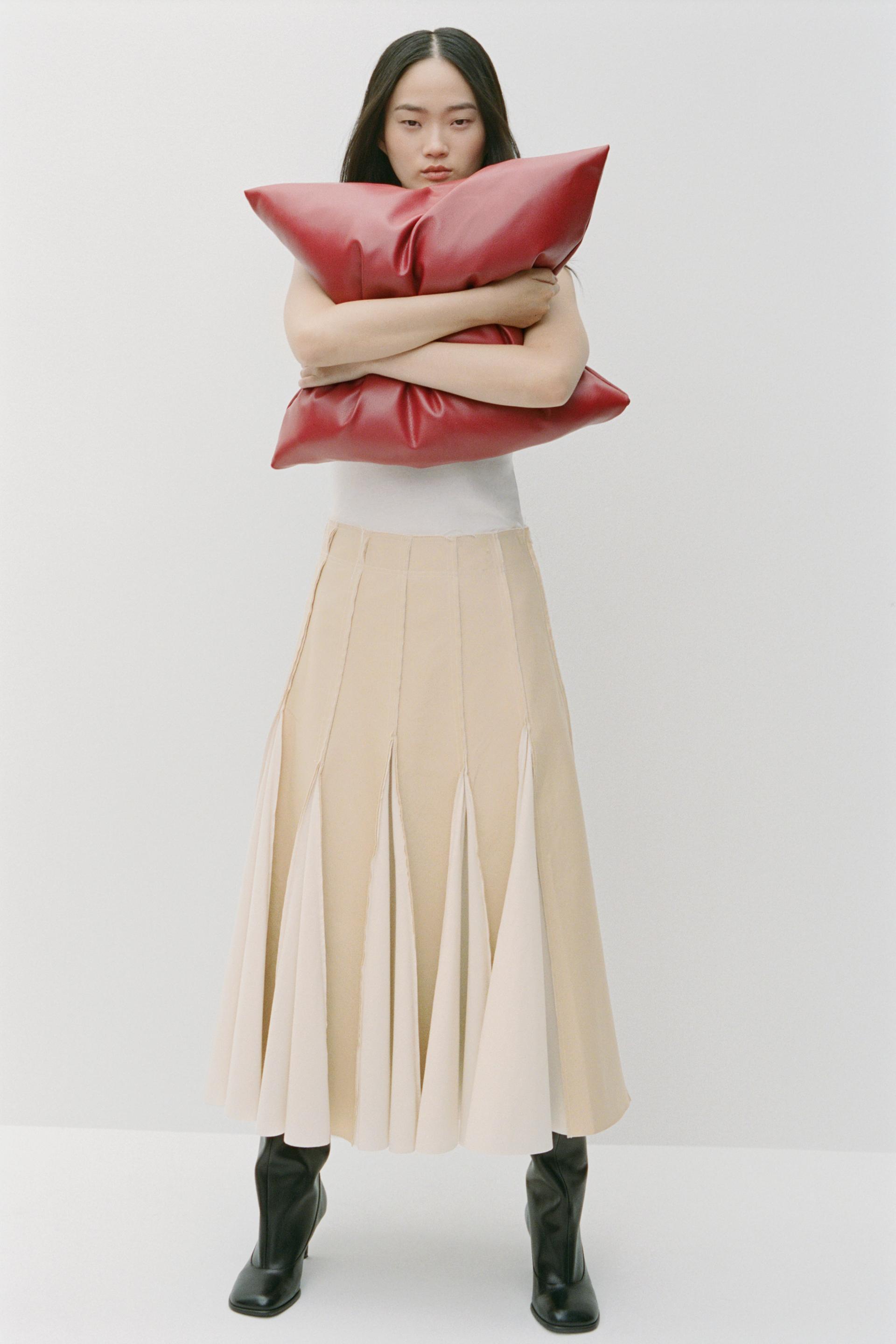 BOX PLEAT MIDI SKIRT ZW COLLECTION product image