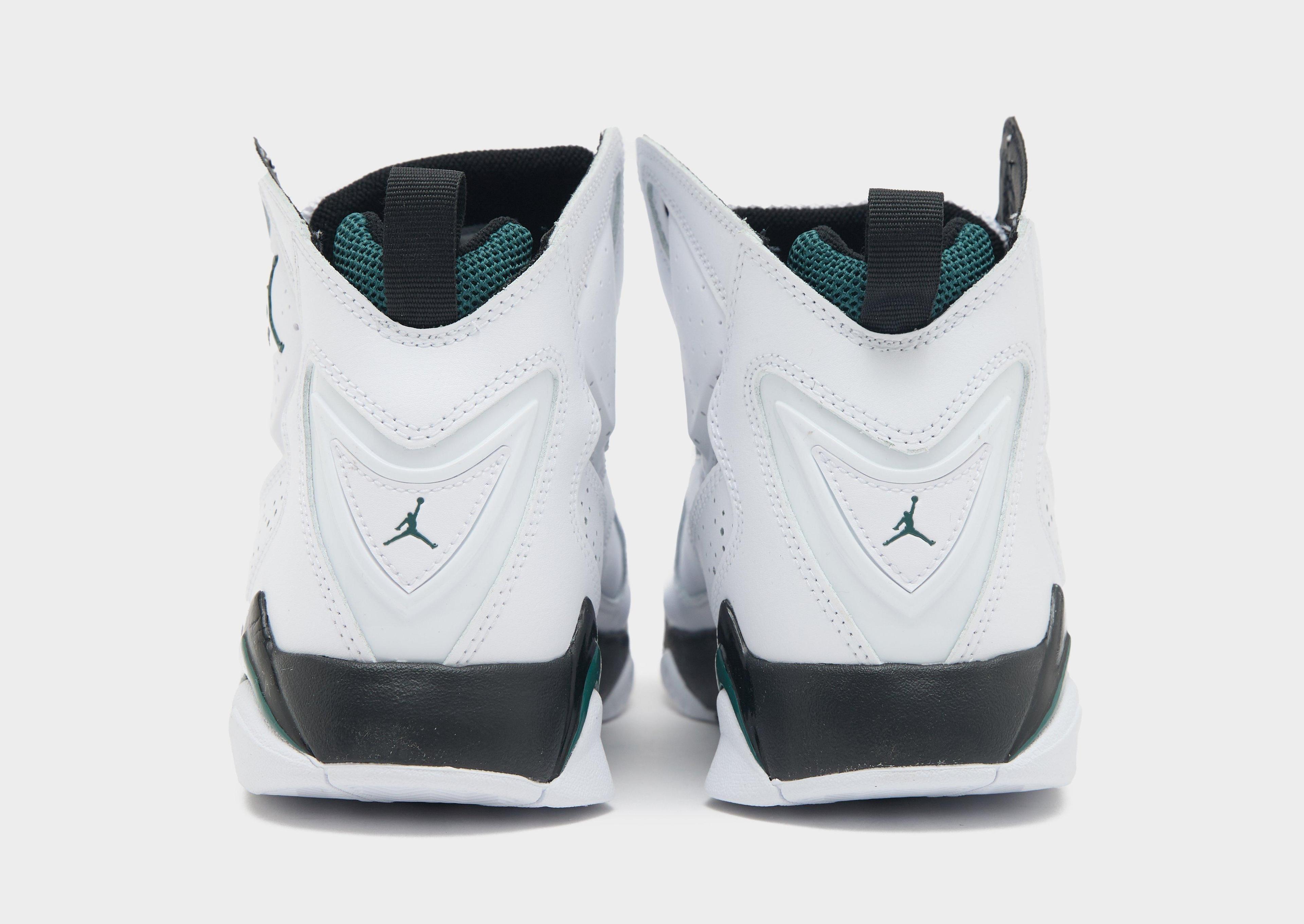 Jordan True Flight Product Image