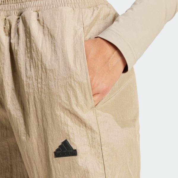 City Escape Cargo Pants Product Image