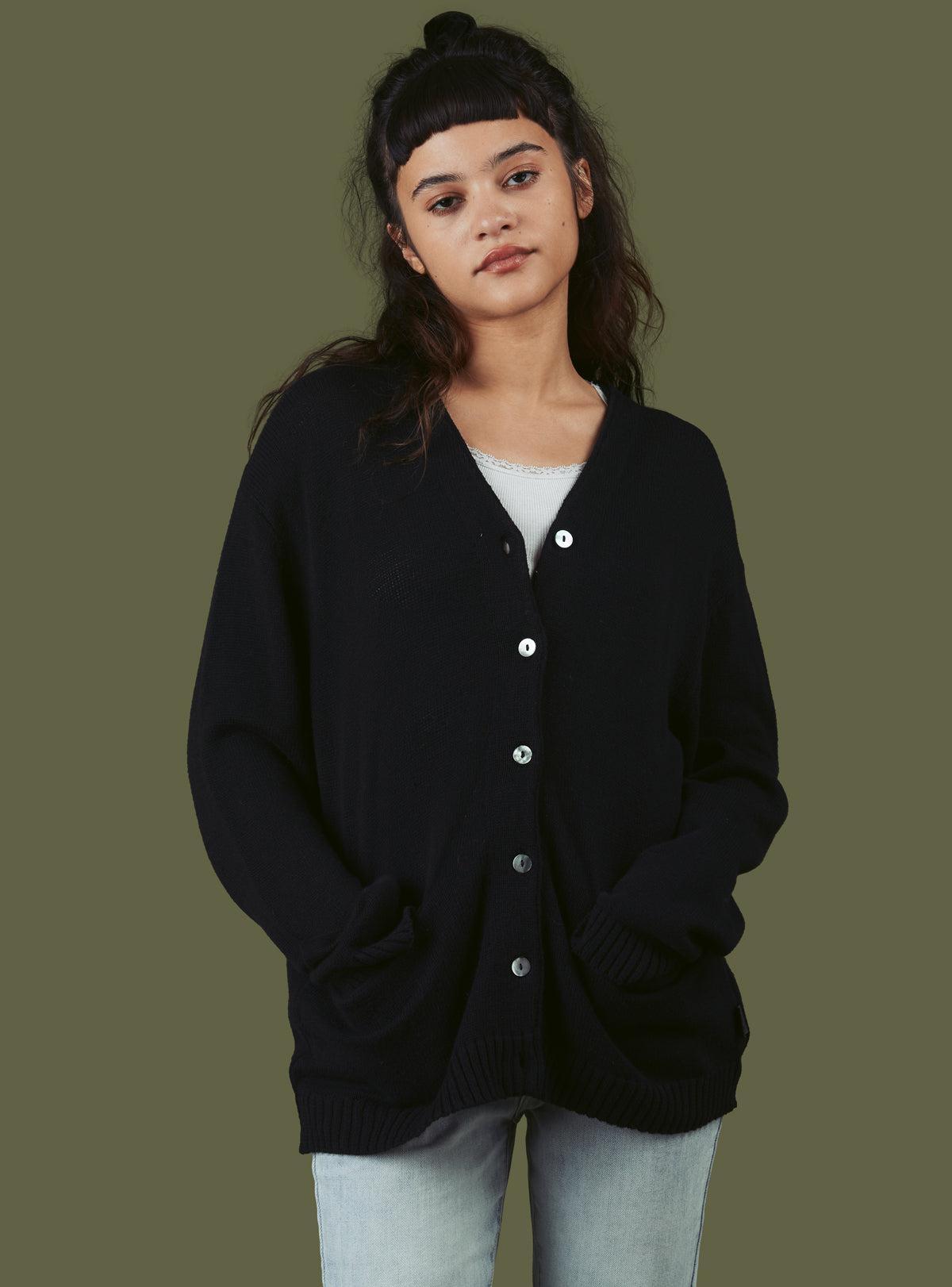 Y Cardigan Female product image