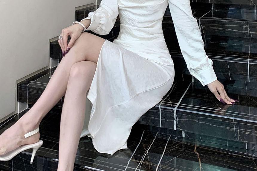 Long-Sleeve Cold-Shoulder Plain Slit Midi Sheath Dress Product Image