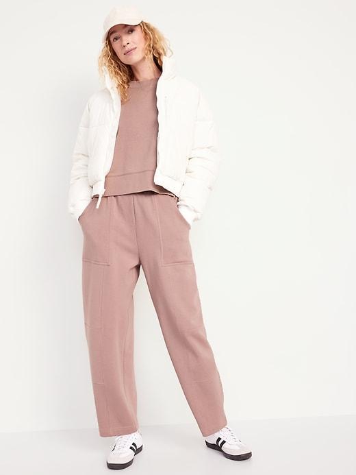 Extra High-Waisted SoComfy Seamed Barrel-Leg Sweatpants Product Image