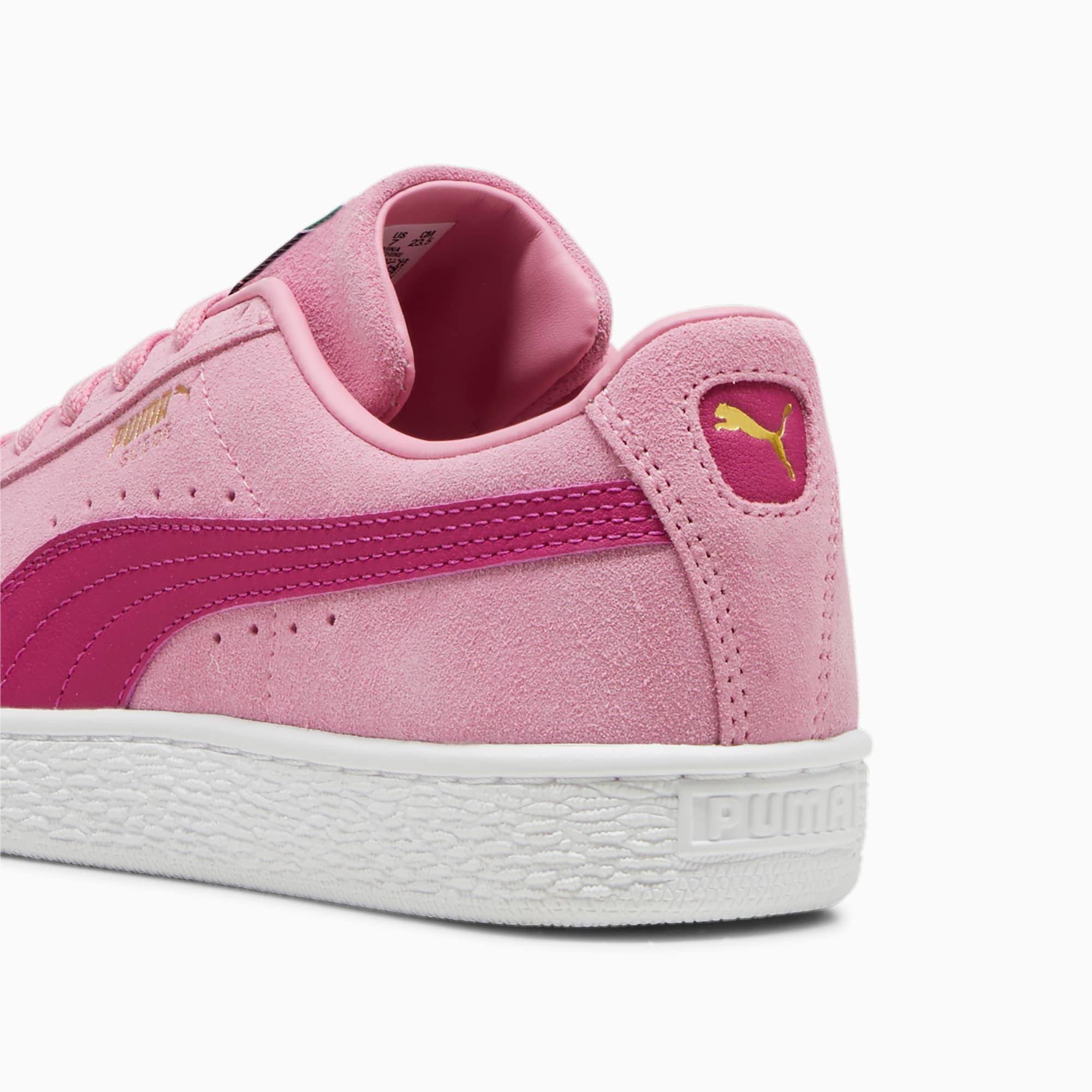 Suede Classic Women's Sneakers Product Image