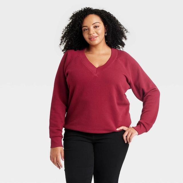 Womens Leisure Studio V-Neck Sweatshirt - Universal Thread Maroon 1X Product Image