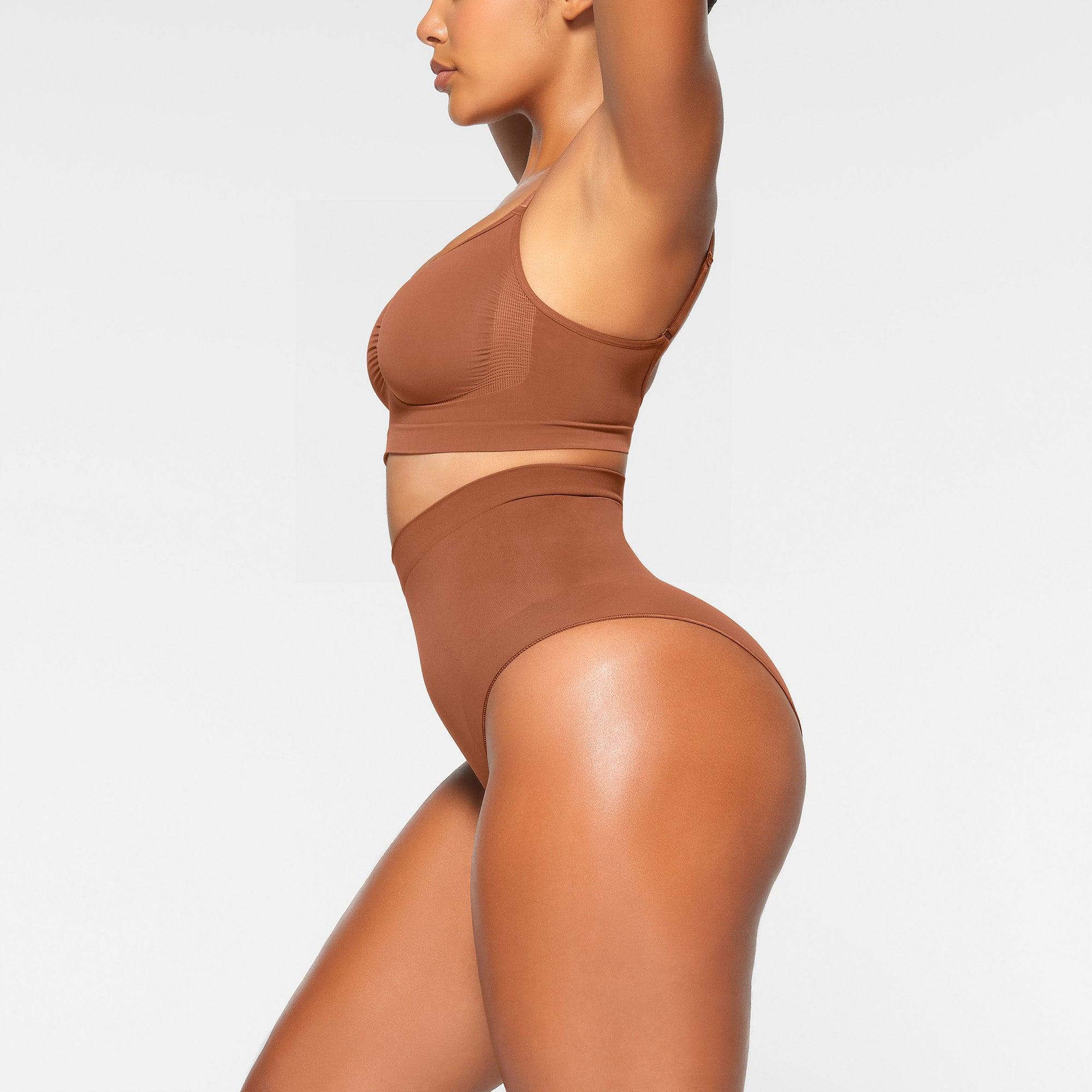 SEAMLESS SCULPT BRALETTE | BRONZE Product Image