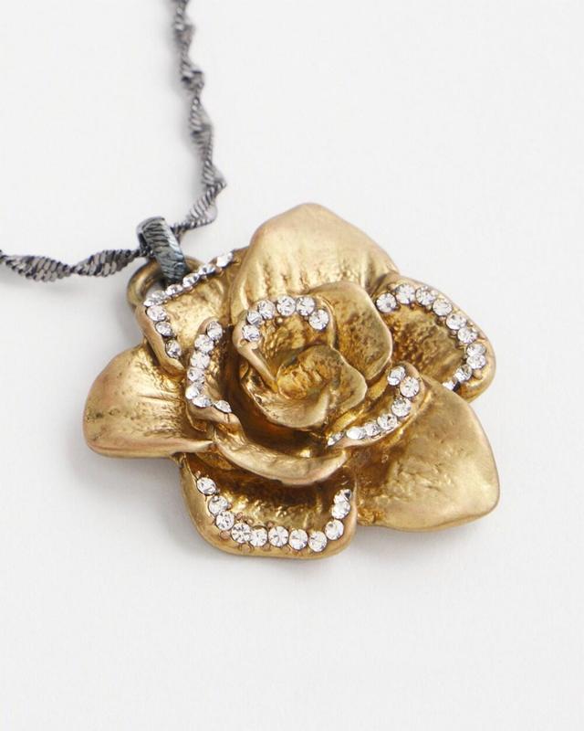 Gold Tone Flower Pendant Necklace Product Image