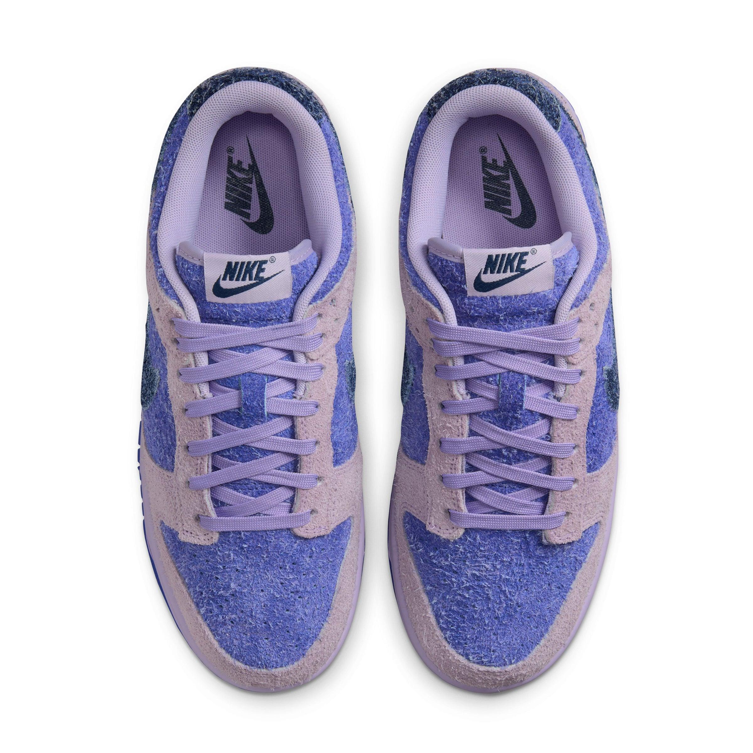 WOMEN'S DUNK LOW SE Product Image