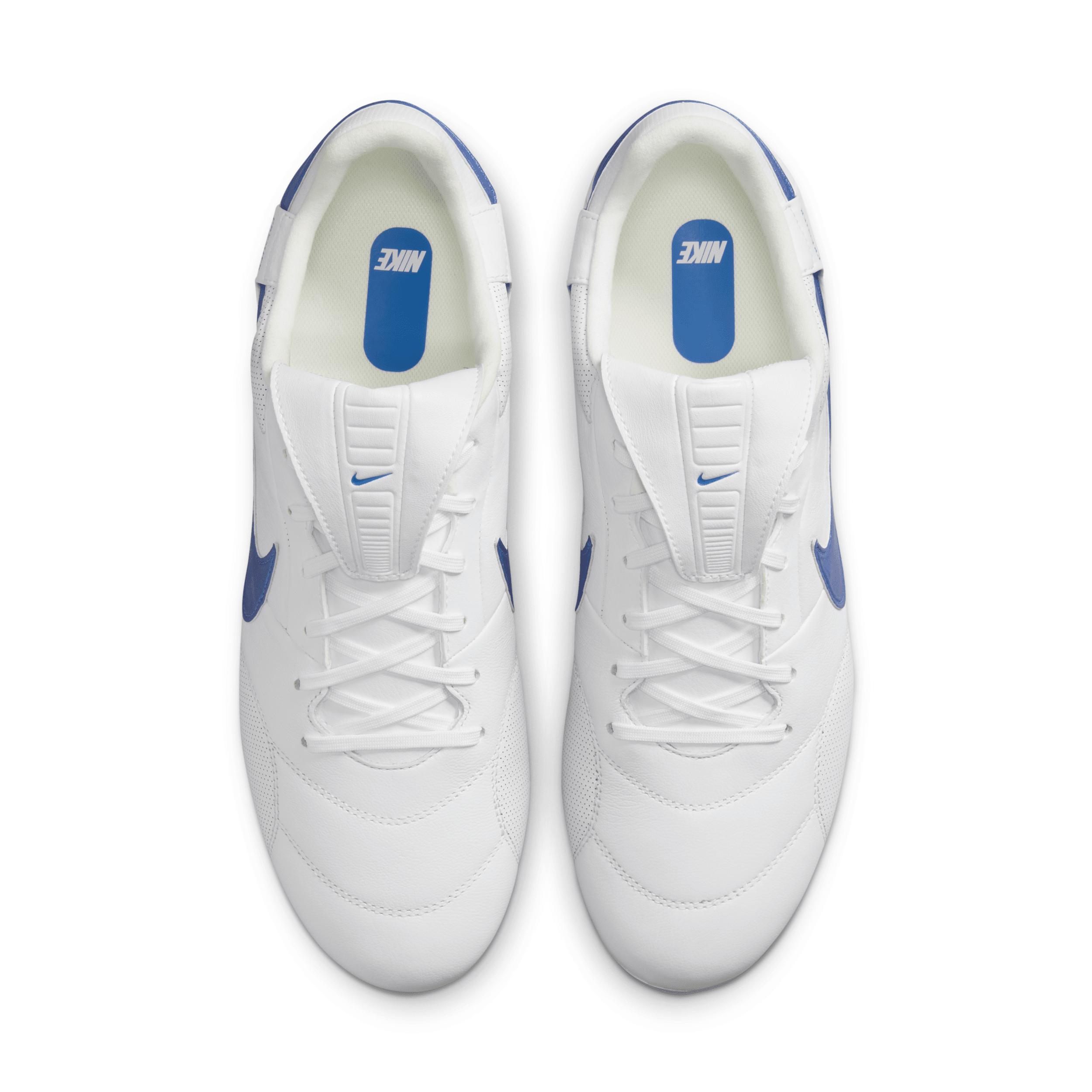 Nike Men's Premier 3 FG Low-Top Soccer Cleats Product Image