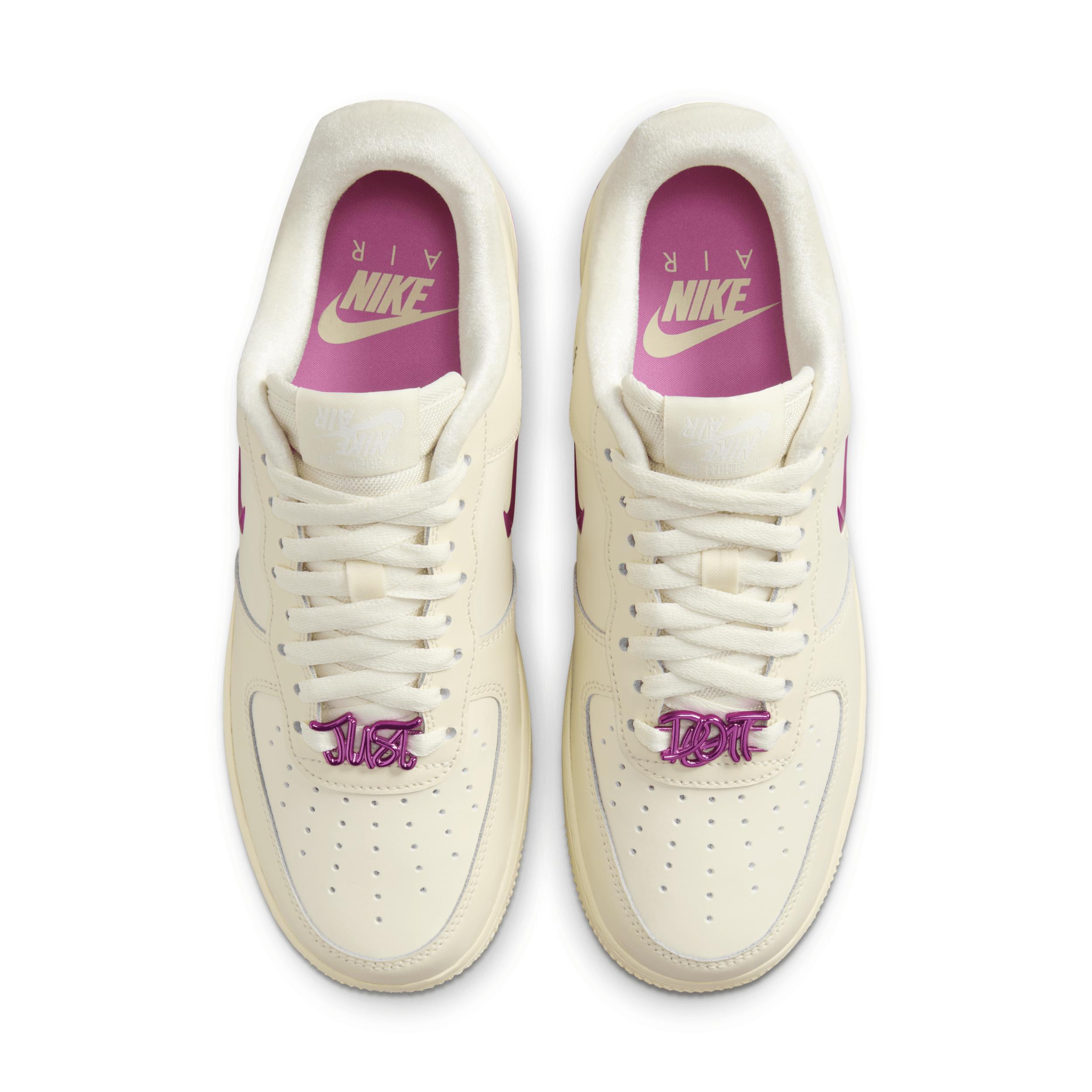 Nike Women's Air Force 1 '07 Shoes Product Image