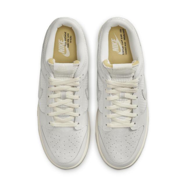 Nike Men's Dunk Low Shoes Product Image