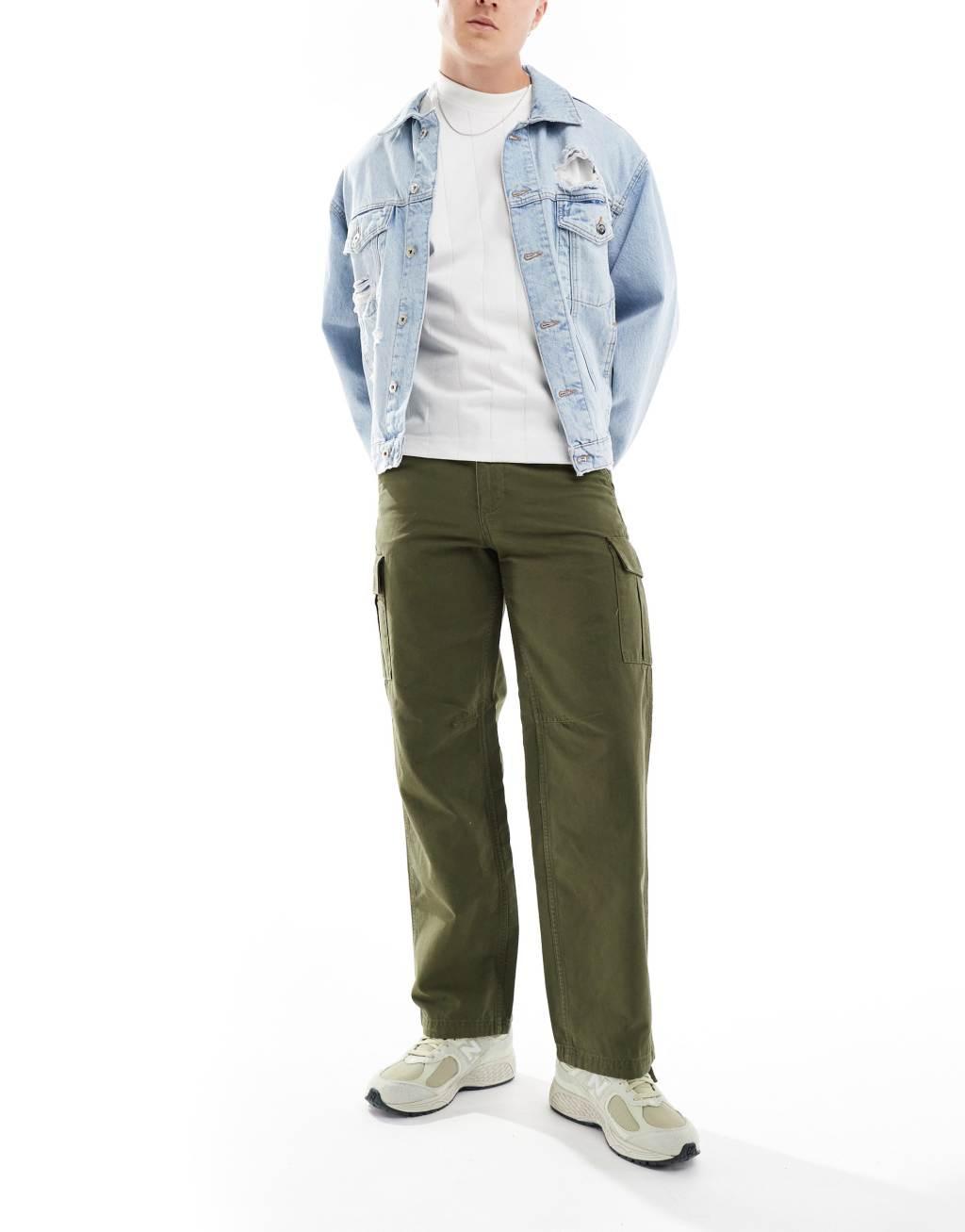 Jack & Jones Bill Barkley wide fit cargo pants in khaki Product Image