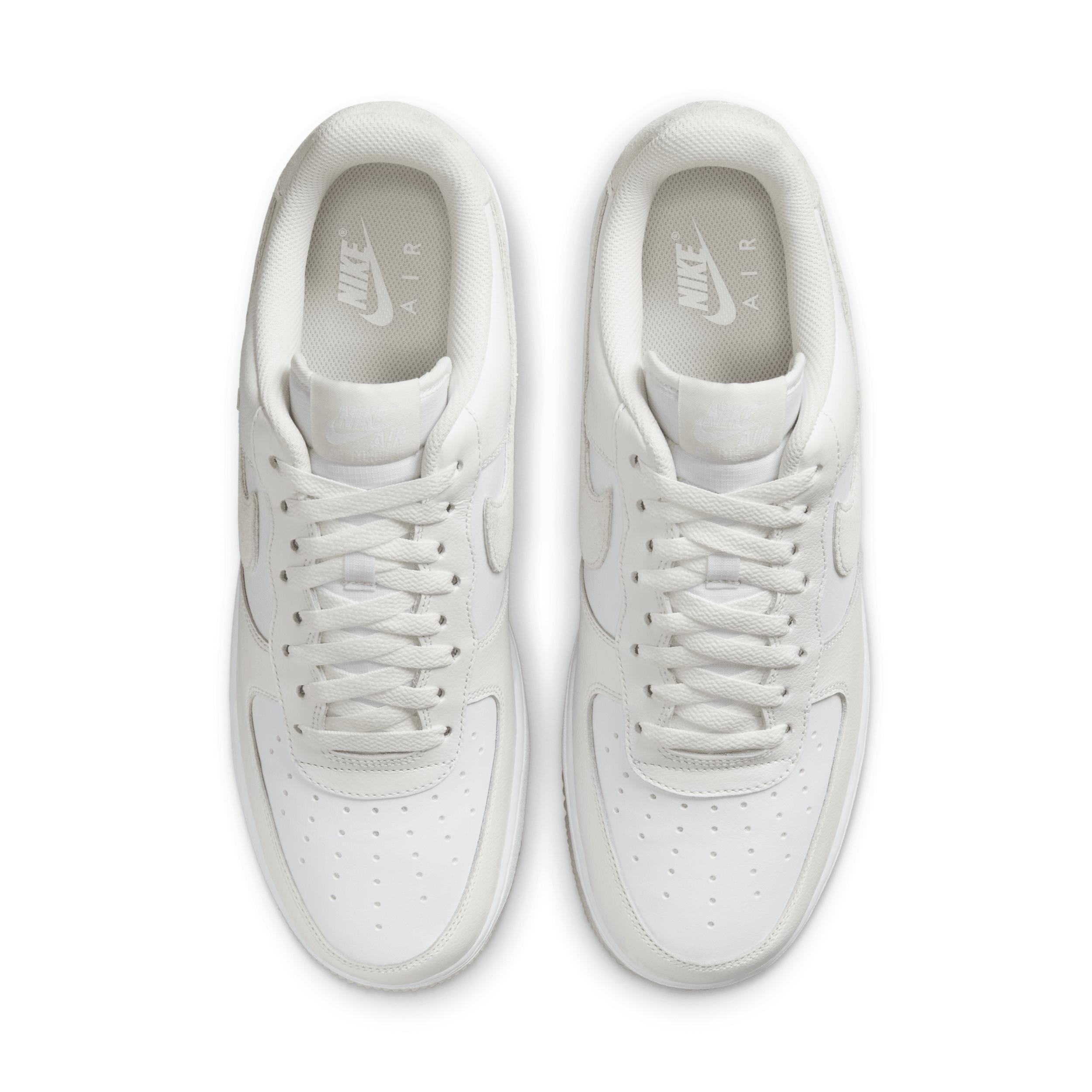 Nike Men's Air Force 1 '07 LV8 Shoes Product Image