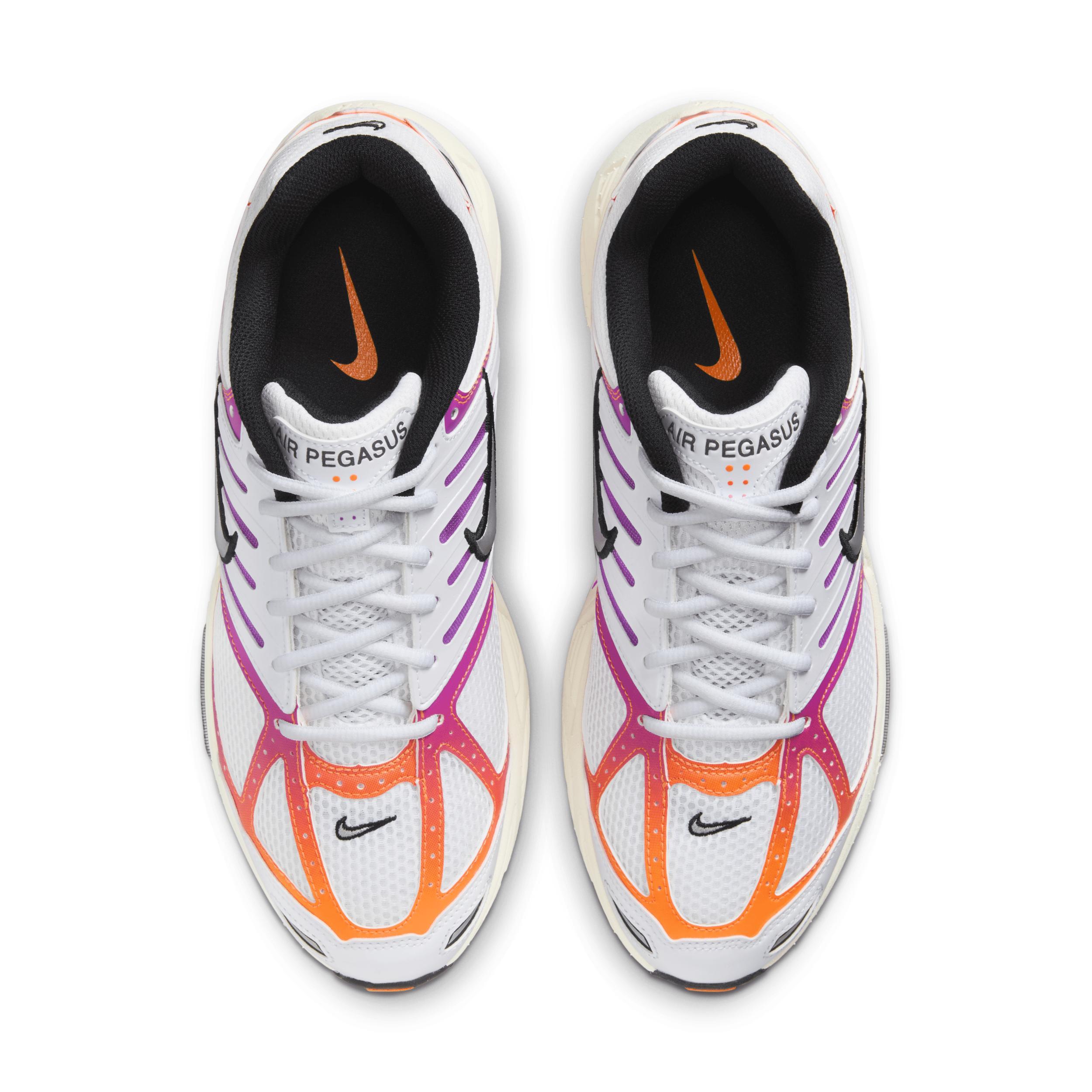 Nike Men's Air Pegasus 2005 Shoes Product Image