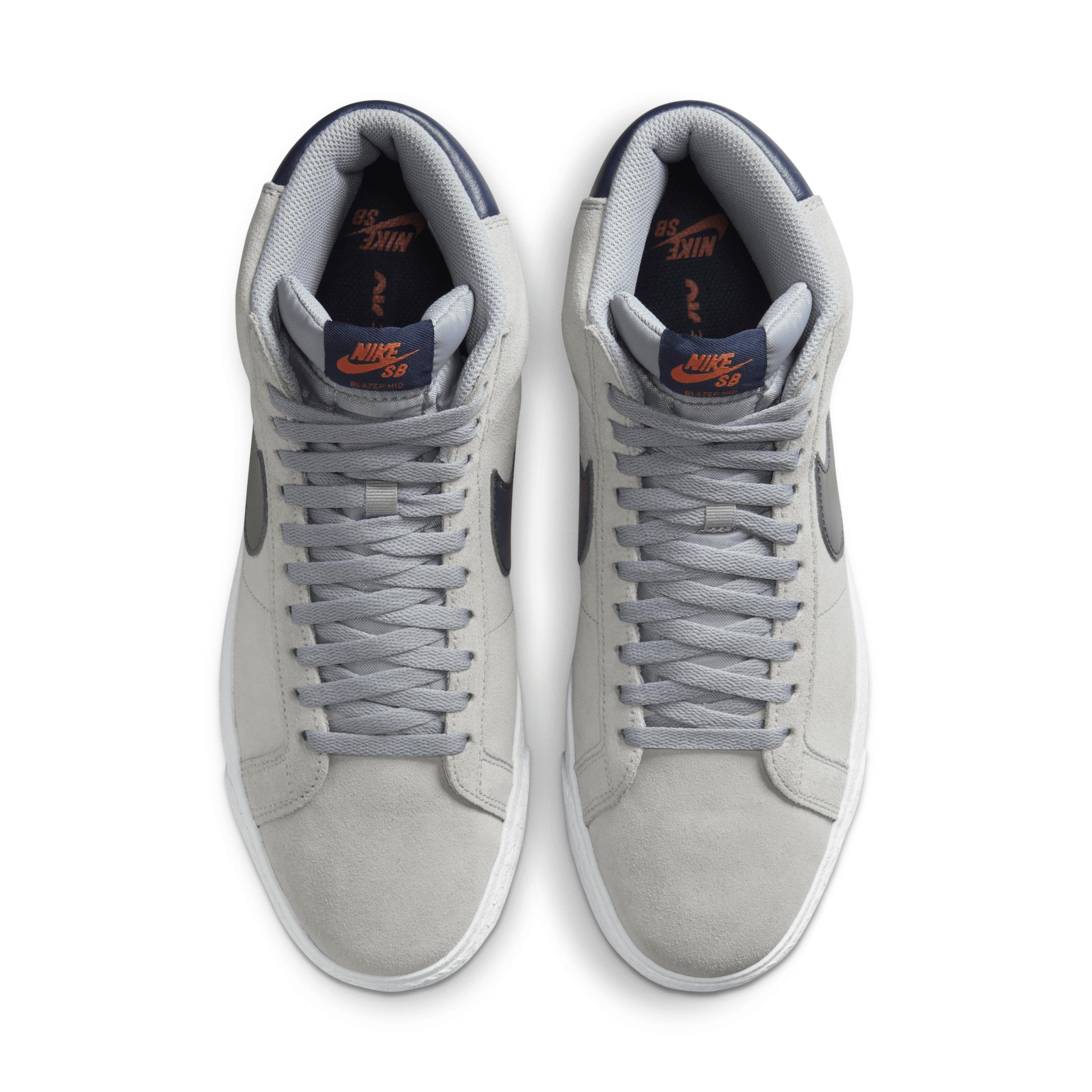 Nike SB Zoom Blazer Mid Skate Shoes Product Image