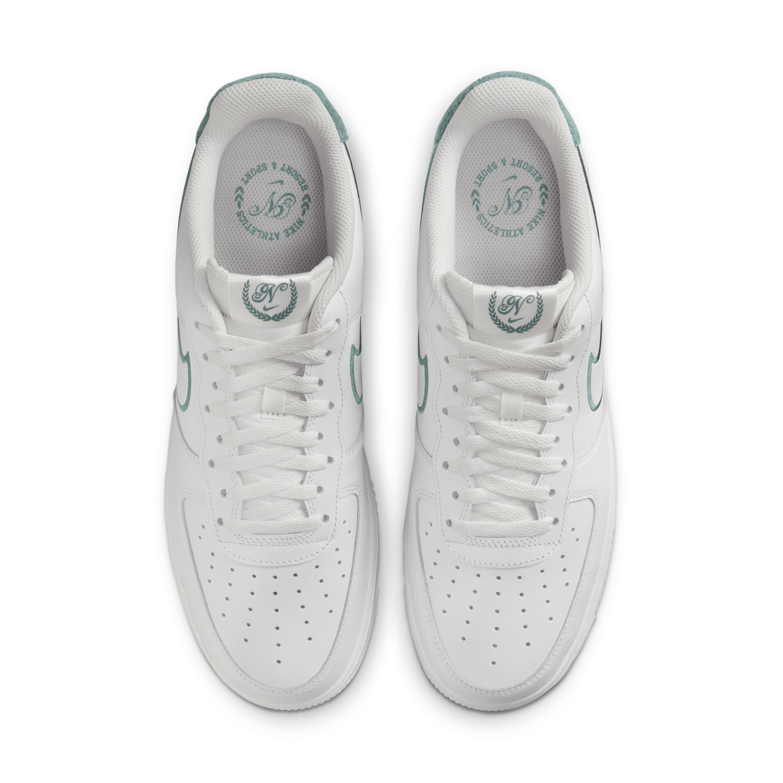 Nike Men's Air Force 1 '07 LV8 Shoes Product Image