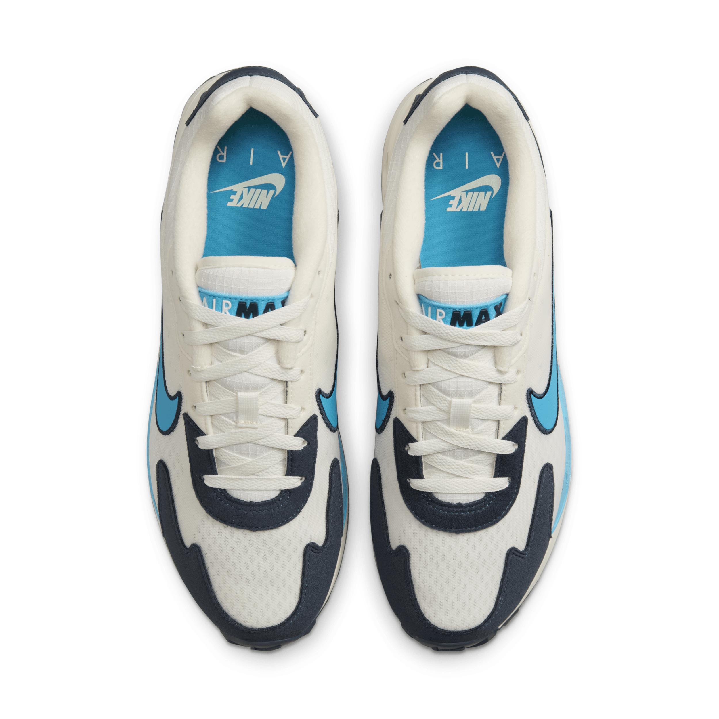 Nike Men's Air Max Solo Shoes Product Image