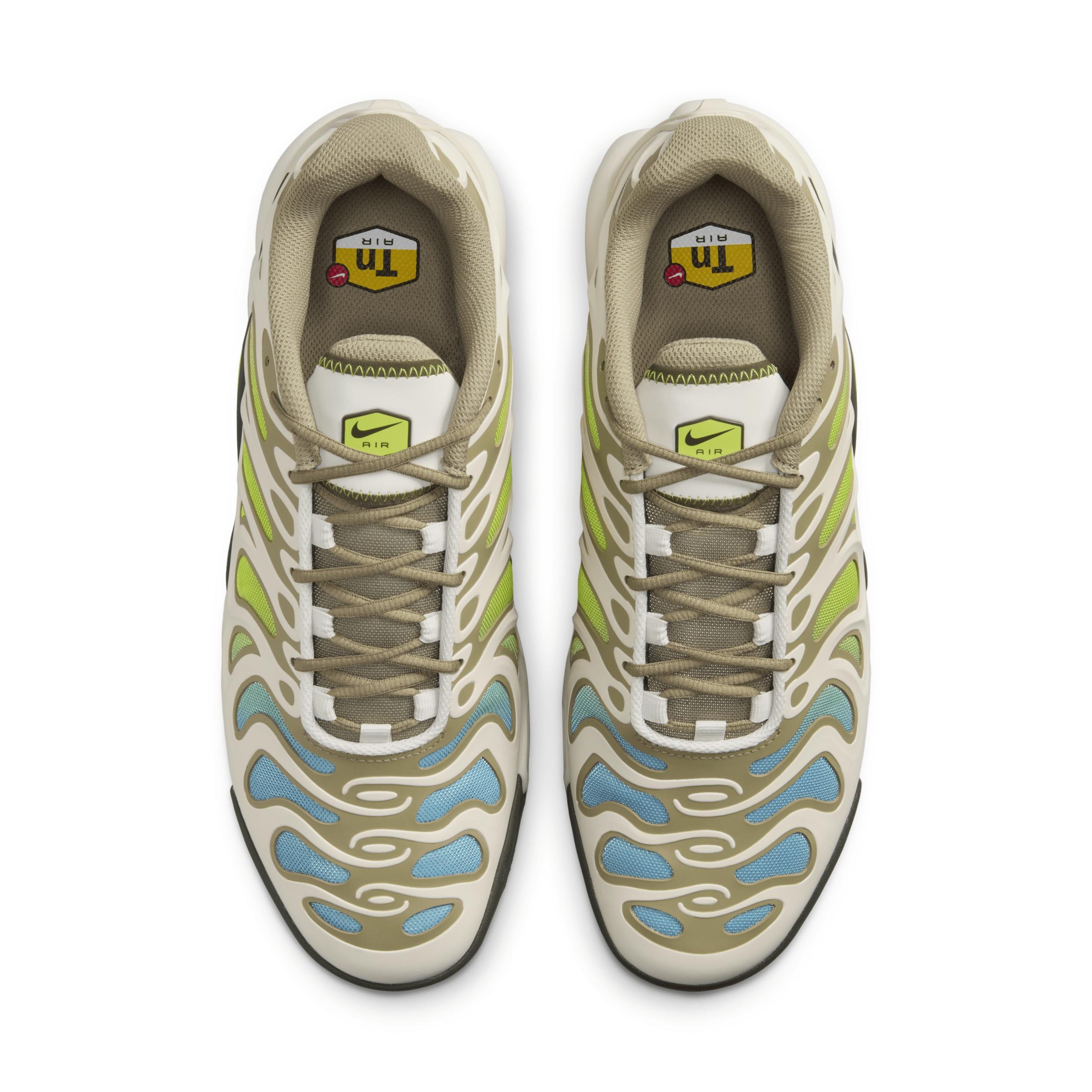 Nike Men's Air Max Plus Drift Shoes Product Image