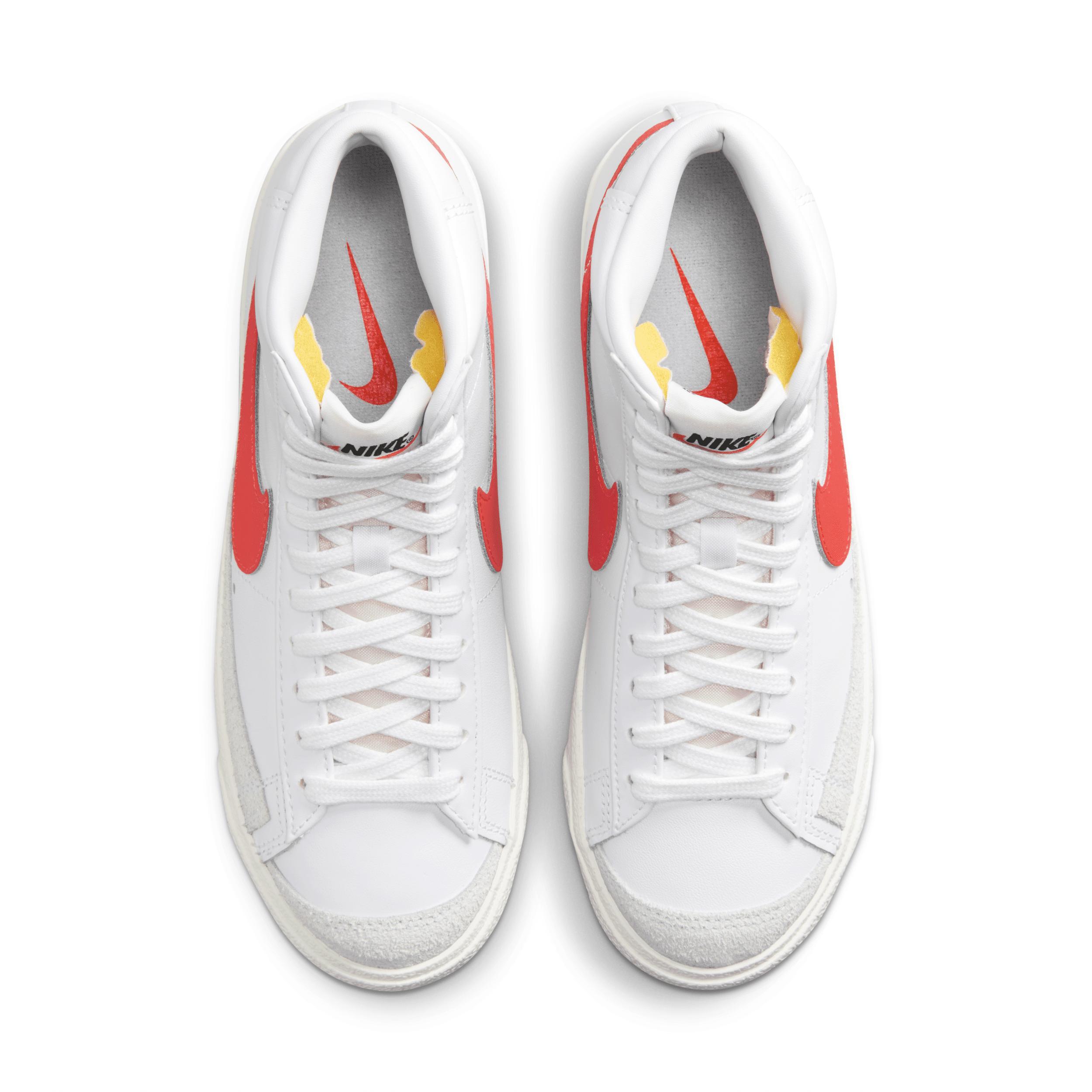 Nike Blazer Mid 77 SE Sneaker Product Image