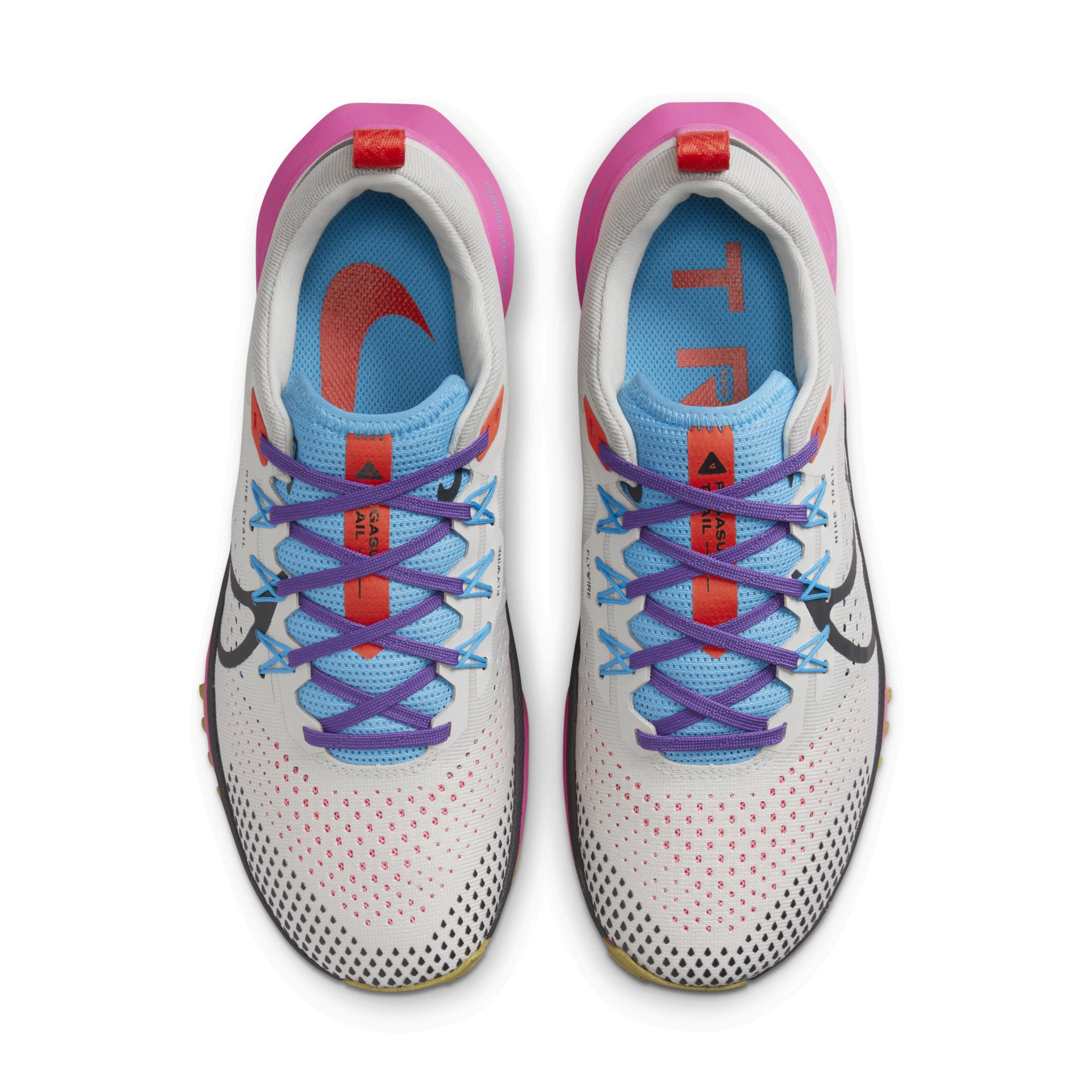 Nike Womens Pegasus Trail 4 Trail Running Shoes Product Image