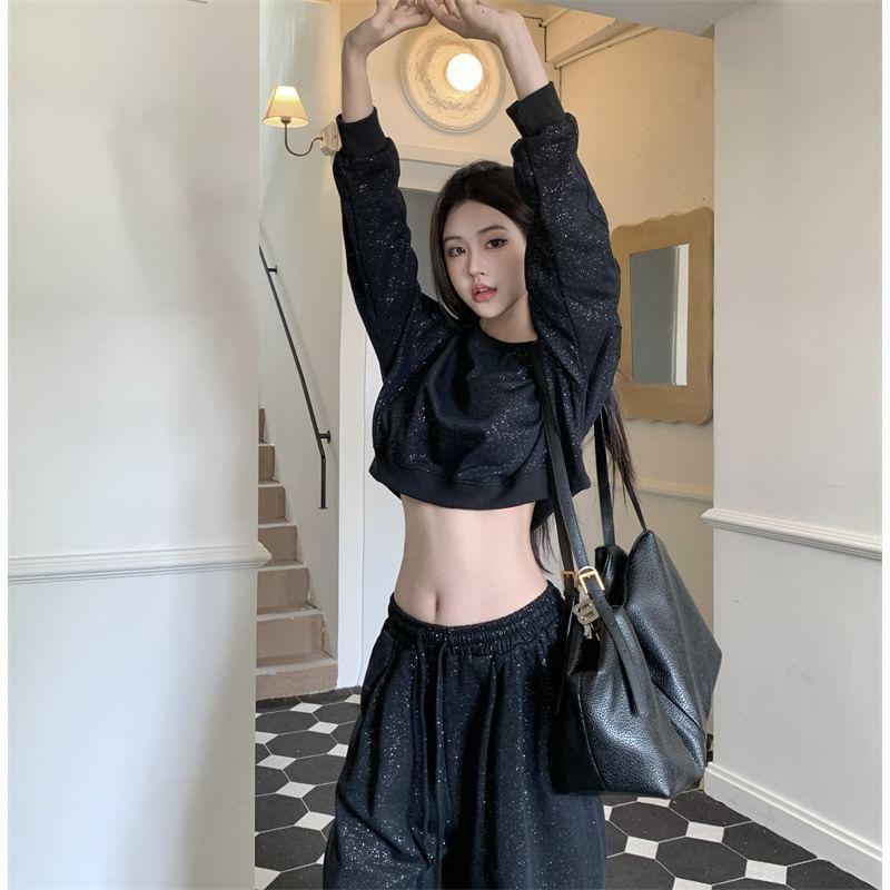 Off Shoulder Plain Crop Pullover / Wide Leg Sweatpants Product Image