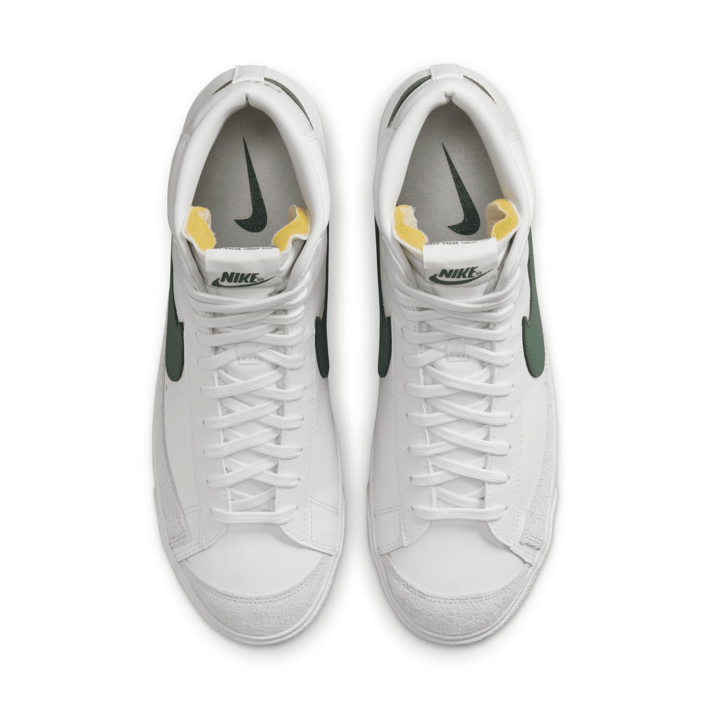 Nike Men's Blazer Mid '77 Vintage Shoes Product Image