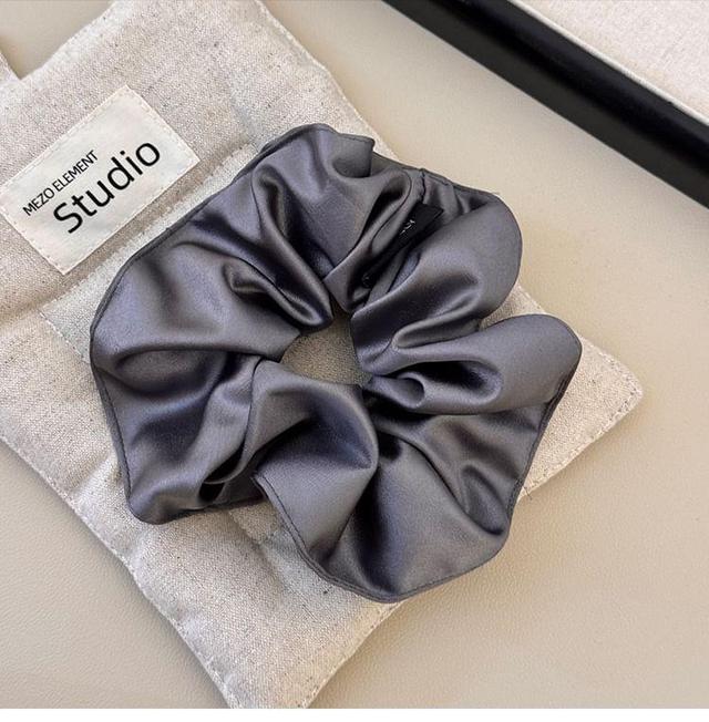 Plain Scrunchie Product Image