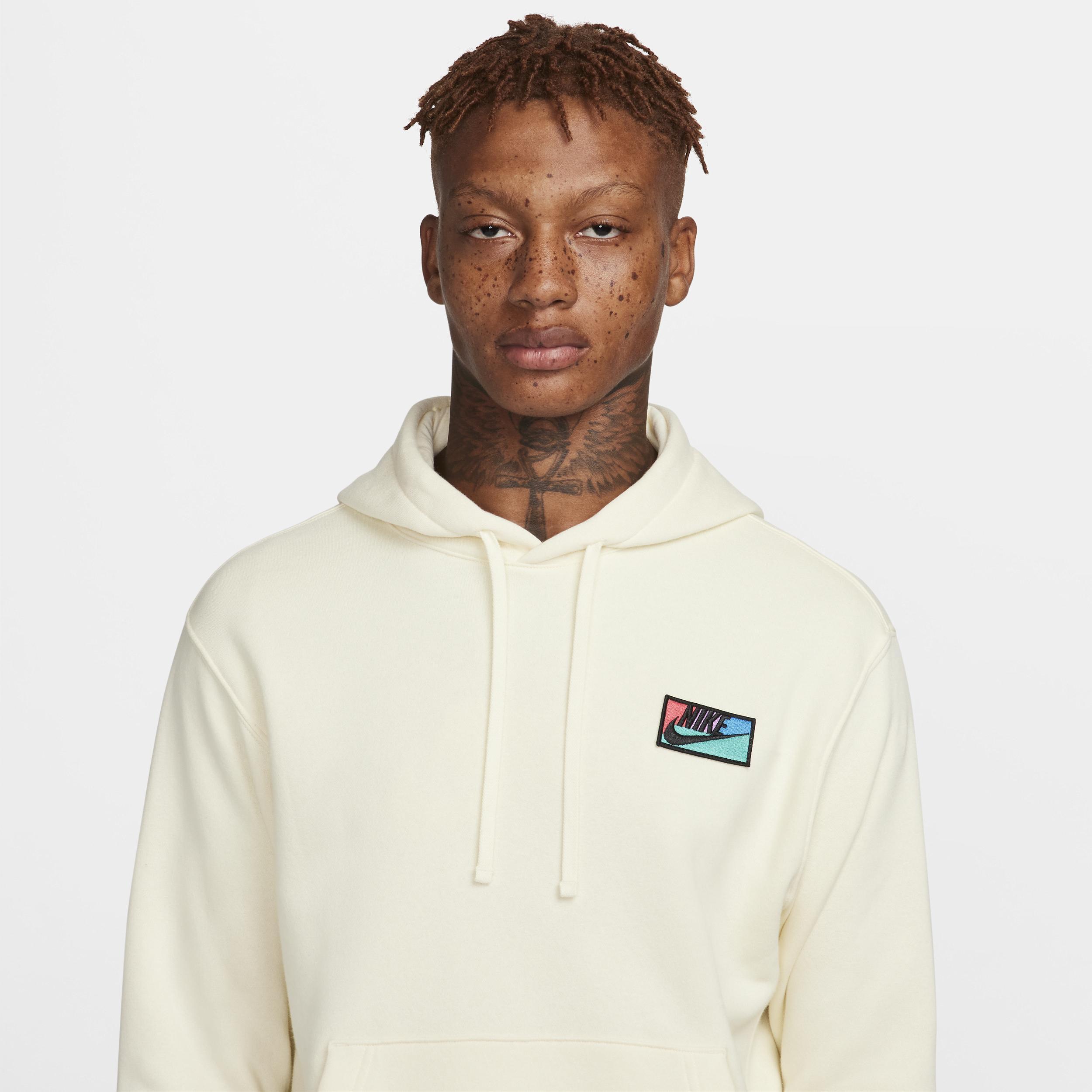 Nike Men's Club Fleece Patch Pullover Hoodie Product Image