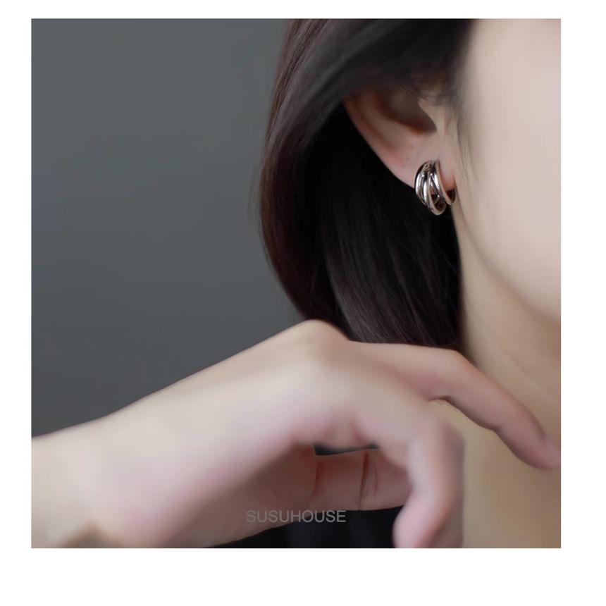 Layered Alloy Ear Cuff / Huggie Earring Product Image