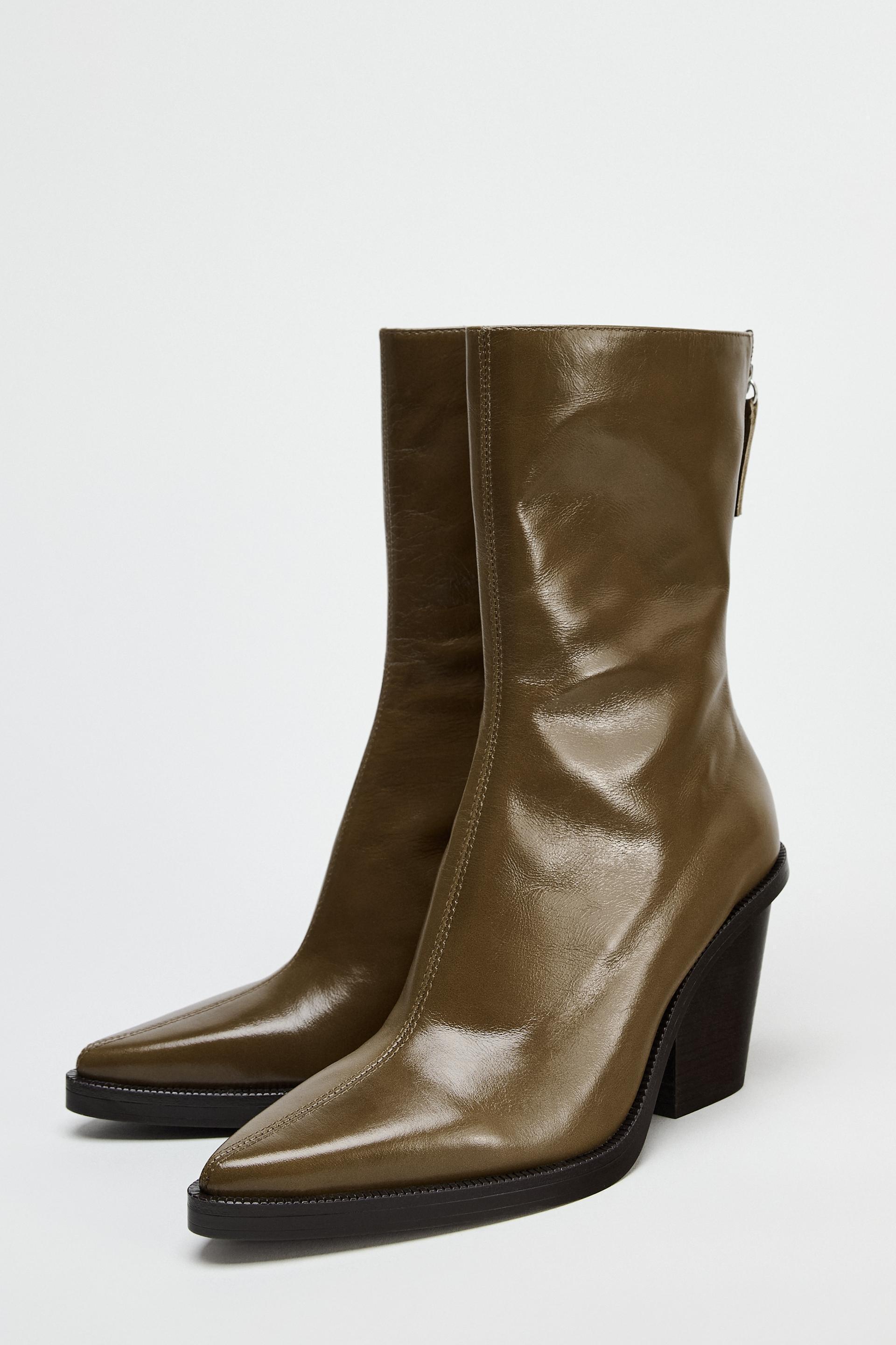 HEELED LEATHER ANKLE BOOTS Product Image