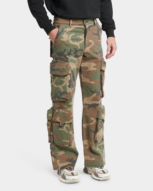 Mens Camo Oversized Cargo Pants Product Image