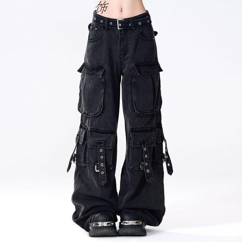 Low Waist Pocket Detail Wide Leg Jeans Product Image