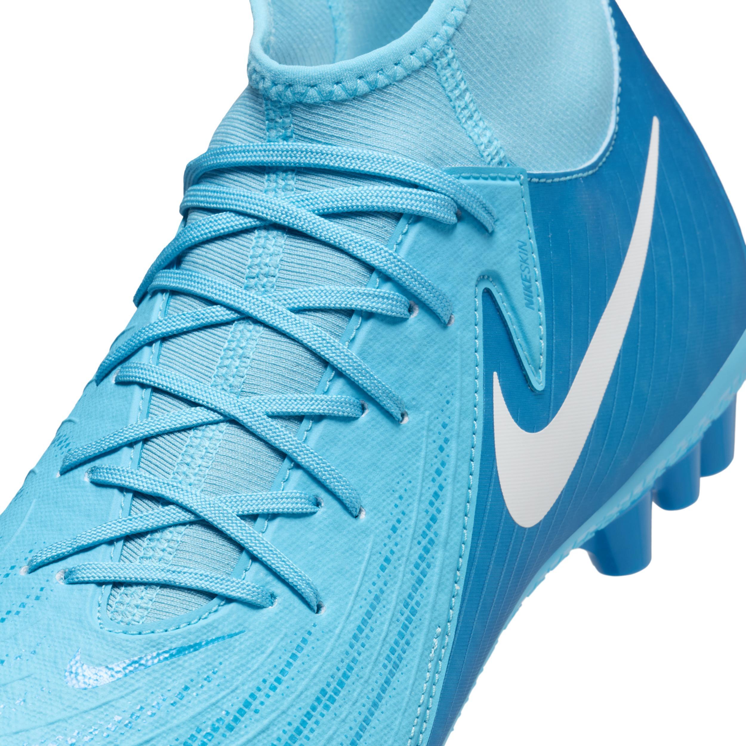 Nike Men's Phantom Luna 2 Academy AG High-Top Soccer Cleats Product Image