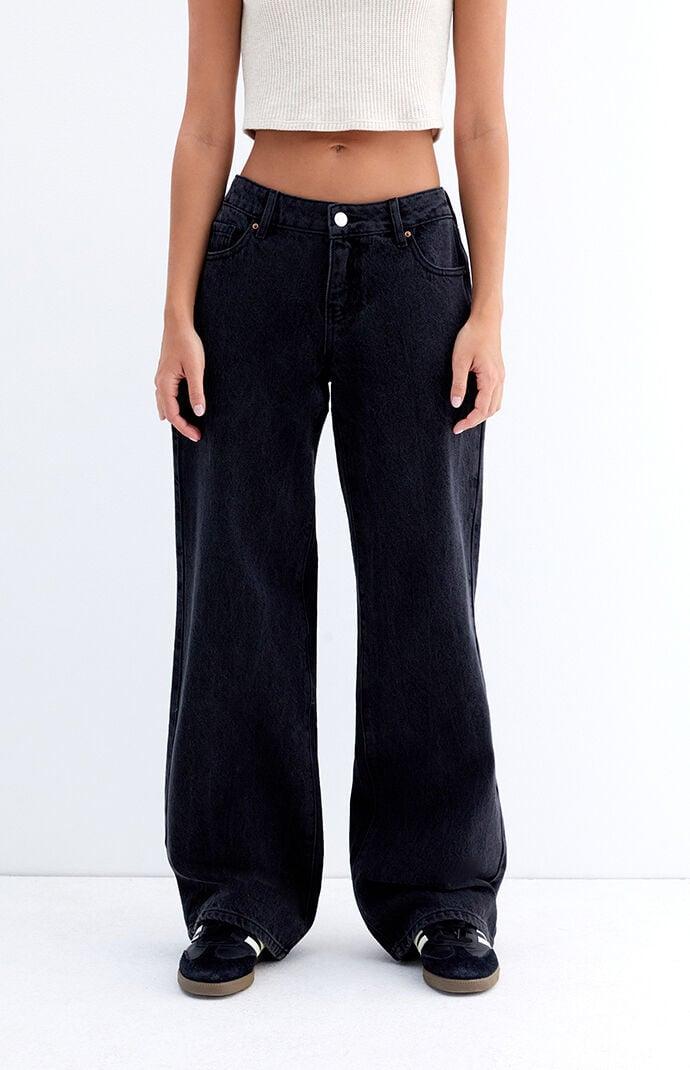 Women's Black Low Rise Girlfriend Jeans Product Image