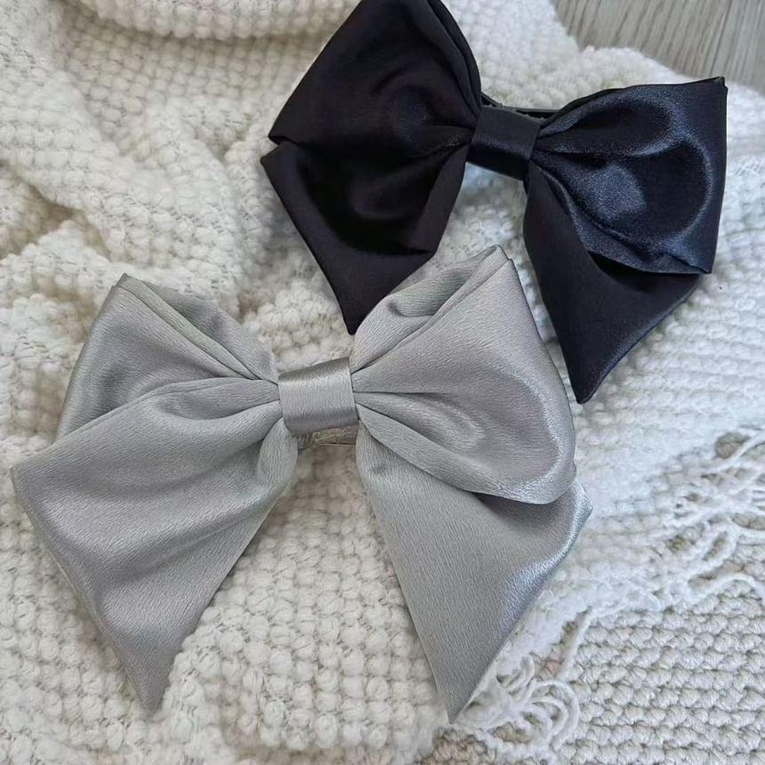 Bow Fabric Hair Clip Product Image