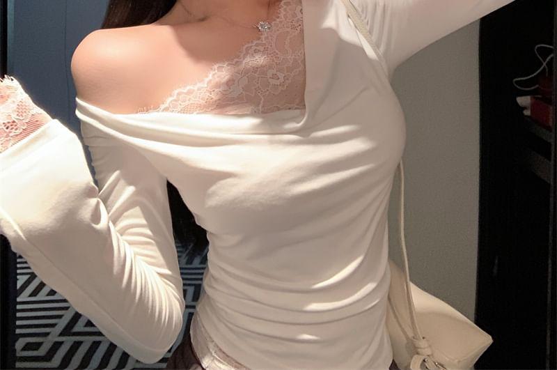 Long-Sleeve Cowl Neck Plain Lace Trim Tee Product Image