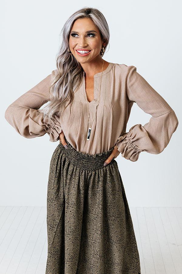 Santa Cruz Chic Shift Top In Taupe Product Image