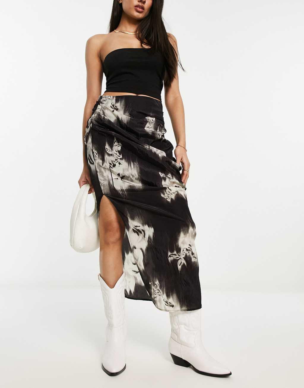 Urban Revivo printed satin slip midi skirt in black Product Image