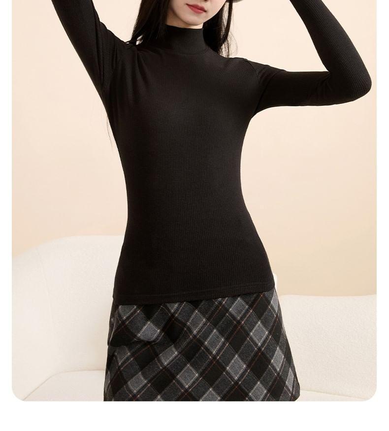 Long-Sleeve Mock Neck Plain Slim Fit Tee Product Image