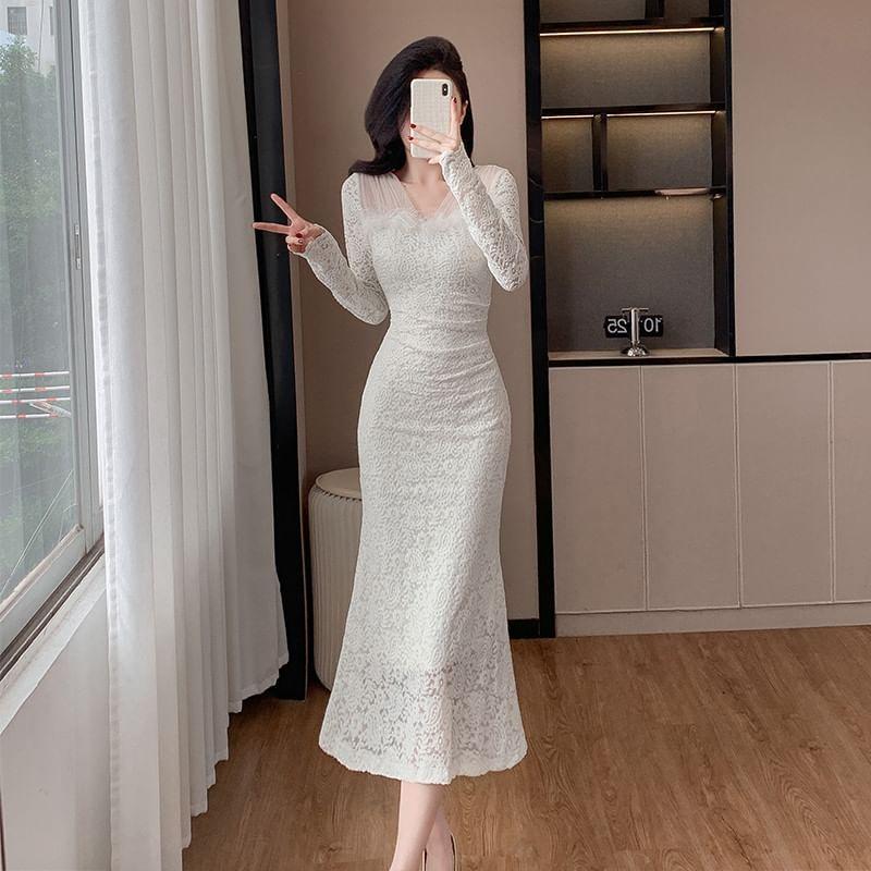 Long Sleeve V-Neck Plain Lace Midi Mermaid Dress Product Image