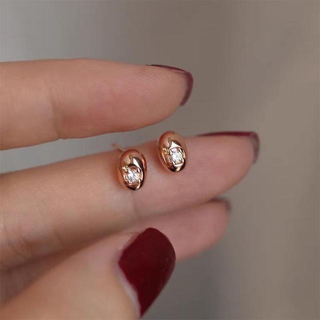 925 Sterling Silver Plain Stud Earring Product Image