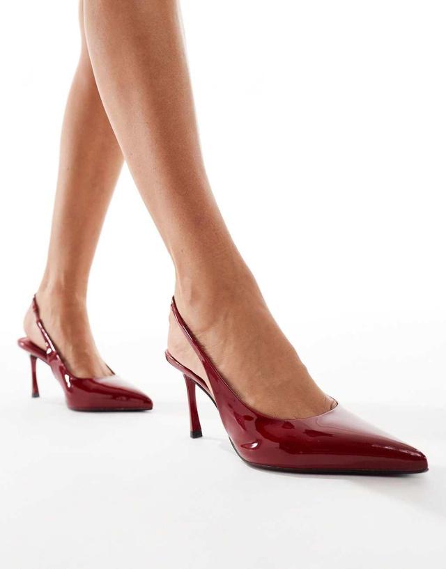 Simmi London Wide Fit Laylin Low heeled pumps in red Product Image