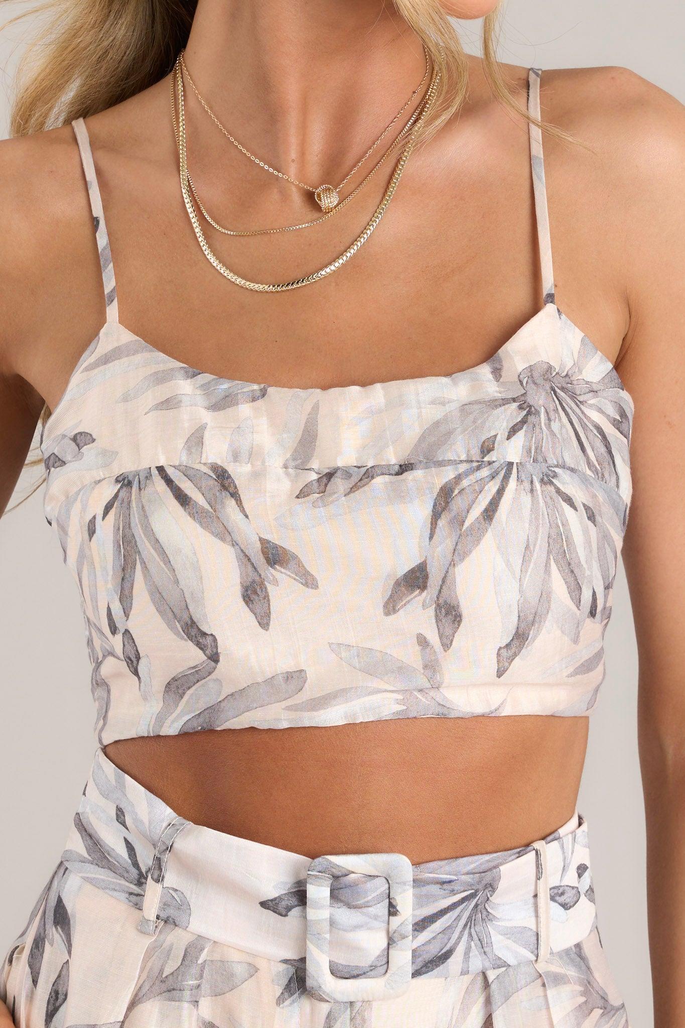 Seashell Souvenirs Beige Tropical Print Crop Top Product Image