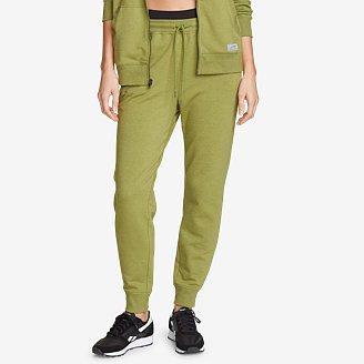 Women's Cozy Camp Fleece Jogger Pants Product Image